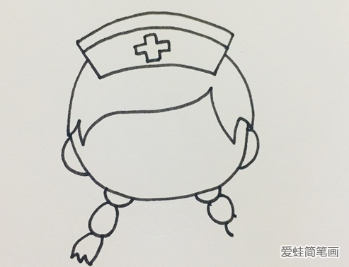 卡通护士的画法