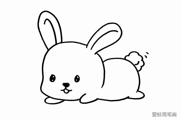 趴地上的可爱兔子简笔画