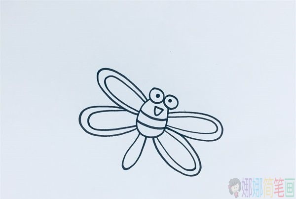 简单的蜻蜓画法,蜻蜓儿童简笔画