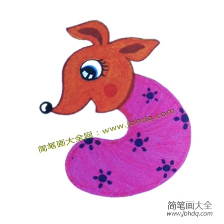 2.为小狗加上 一个像豆瓣一样的身体，并为身体设计图案。