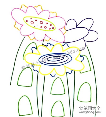 2.把画面中所有的花房子都画出来，错落有致。