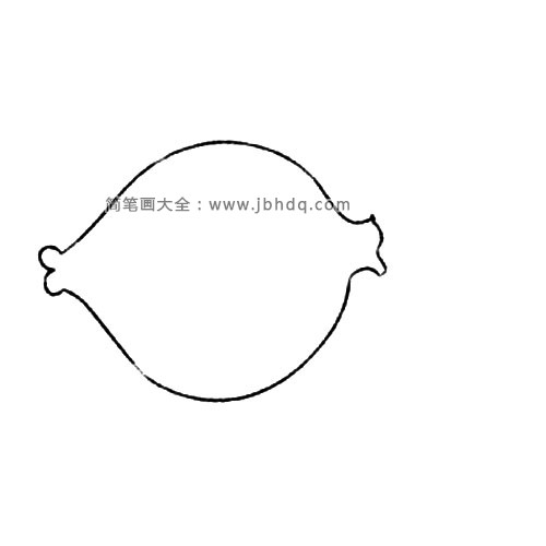 1.画出像热水袋一样的身体轮廓。