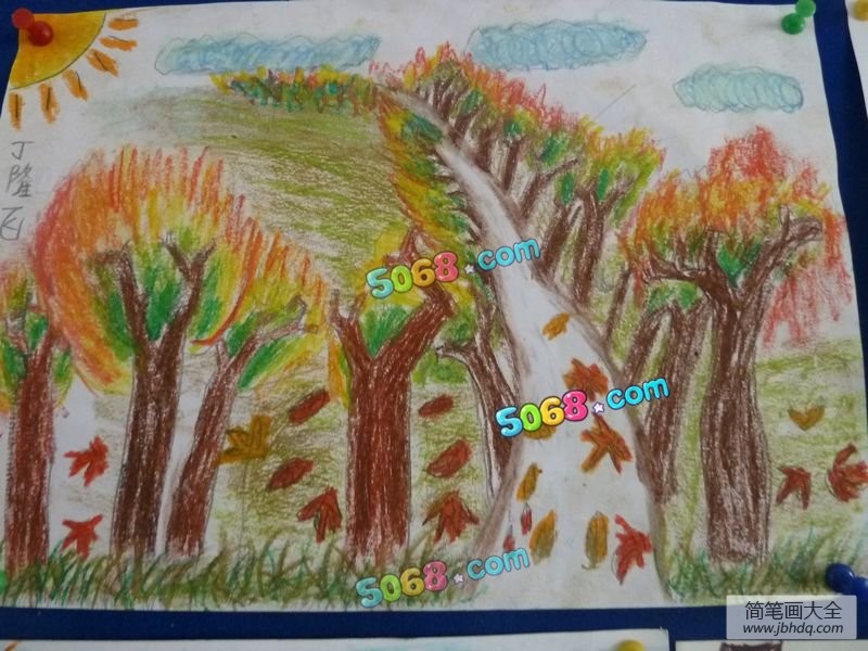 小学秋天的图画图片-霜叶红于二月花