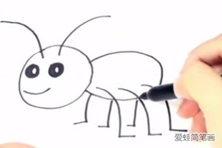 小蚂蚁简笔画