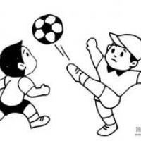 两个小男孩踢足球简笔画