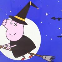 打扮成万圣节女巫的小猪佩奇视频教程